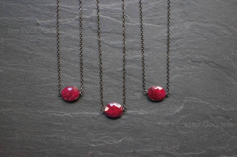 Rubin Halskette, Rotguss Edelstein, Juli Geburtsstein, Schmuck, Anhänger, Benutzerdefinierte Länge Kette, Edelstein Halskette von TheRockStarGoddess