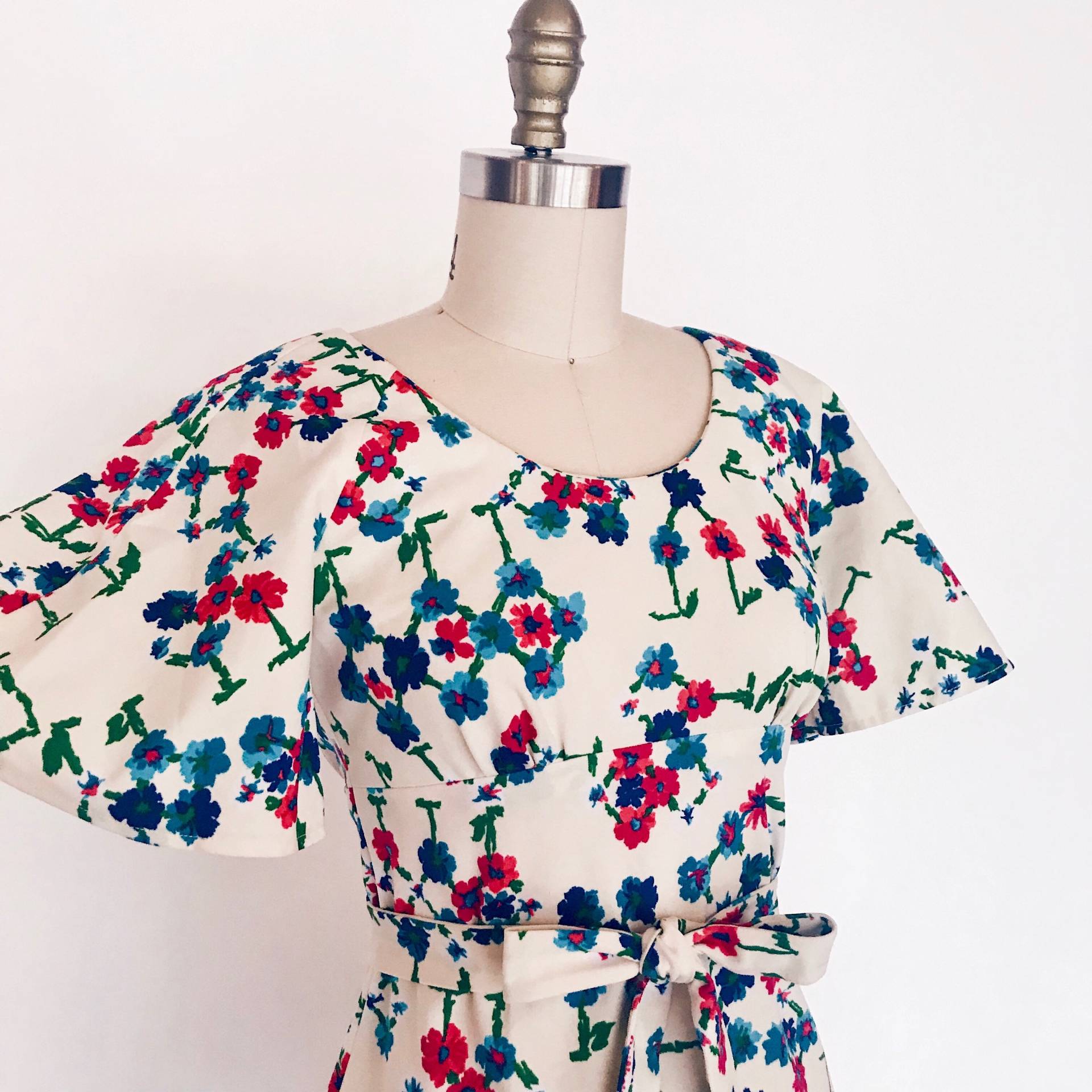 Garten Etch A Sketch Kleid | 1970Er Jahre Vintage Garten Etch A Sketch Kleid | 1970Er Jahre Vintage von TheRoseTimeofDay