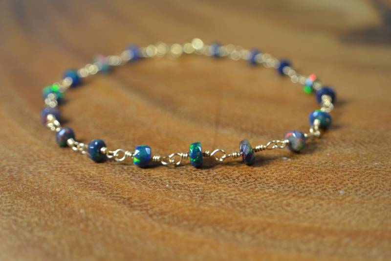 Feines Armband Aus Sterling Silber Und Gold // Opal Rosenkranz Geburtsstein Oktober Hand Wire Black 14Th Jubiläum von TheSemiPreciousStone