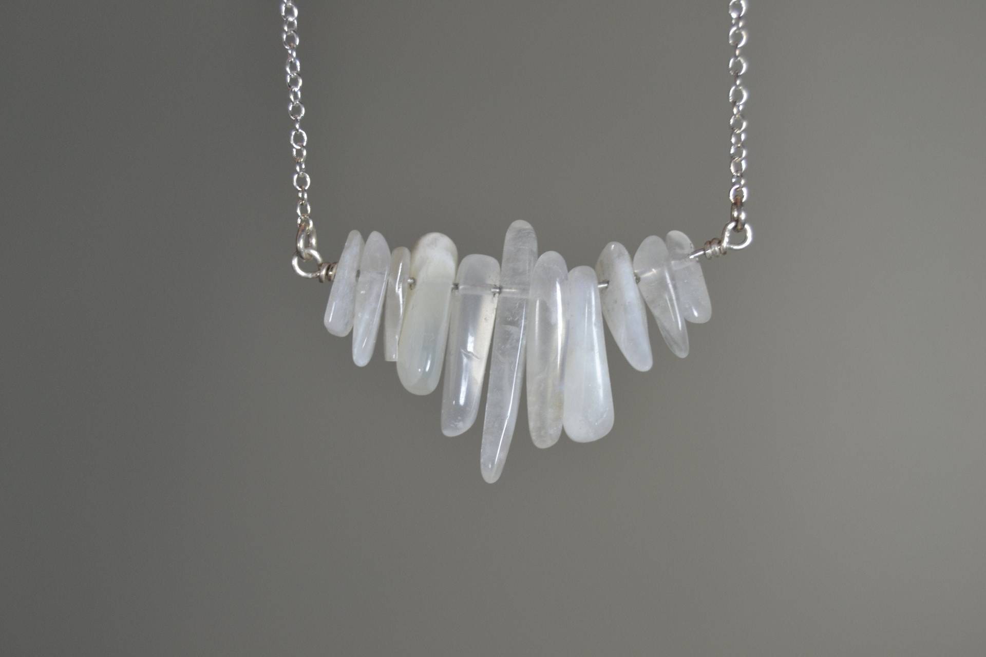 Regenbogen Mondstein Halskette // Heilender Sterling Silber, Gold Fill Boho Schmuck Juni Geburtsstein Für Sie von TheSemiPreciousStone