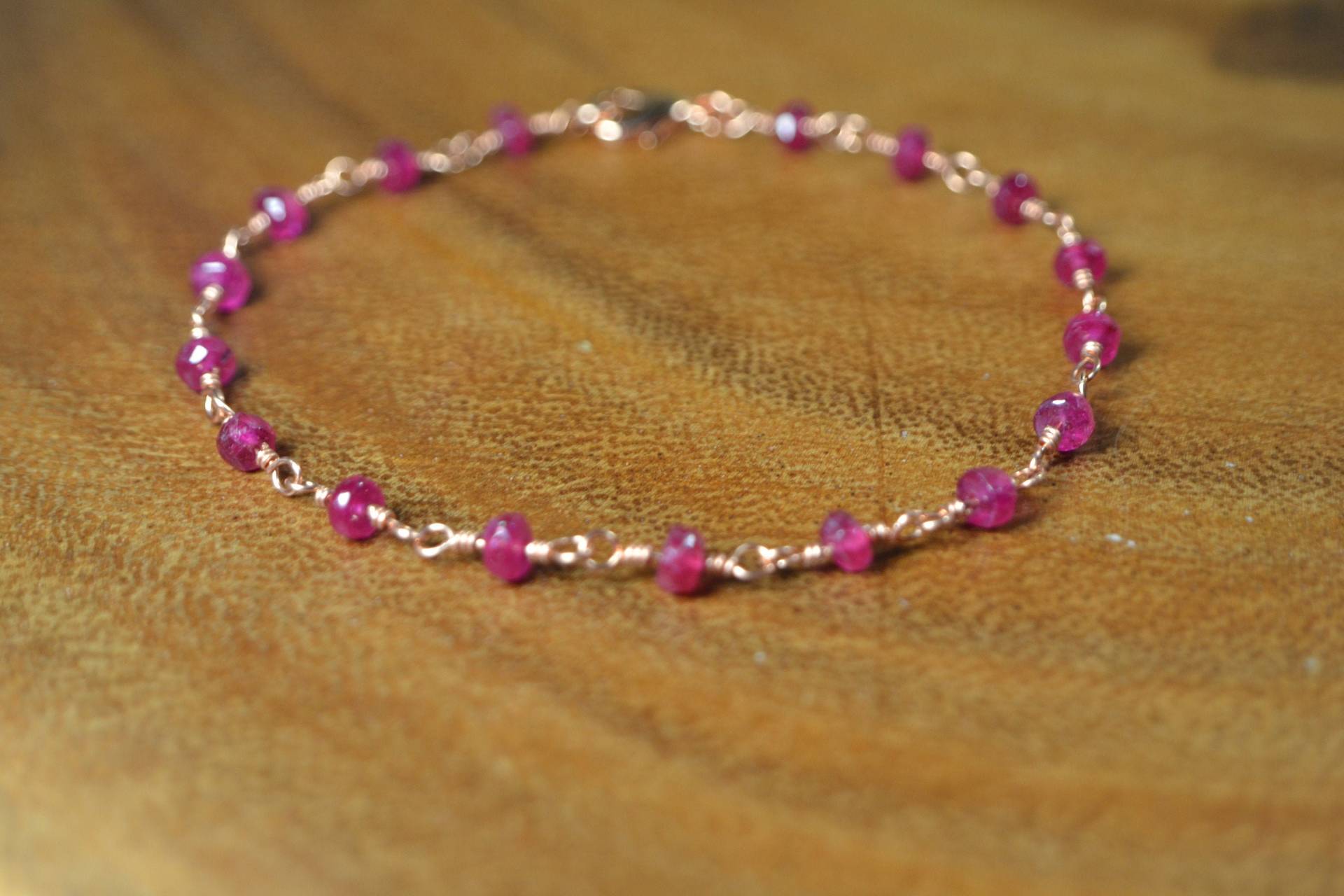 Zartes Rubin Armband Aus 585Er Gold, Sterlingsilber // Rosenkranz Geburtsstein Juli Hand 15., 40 von TheSemiPreciousStone