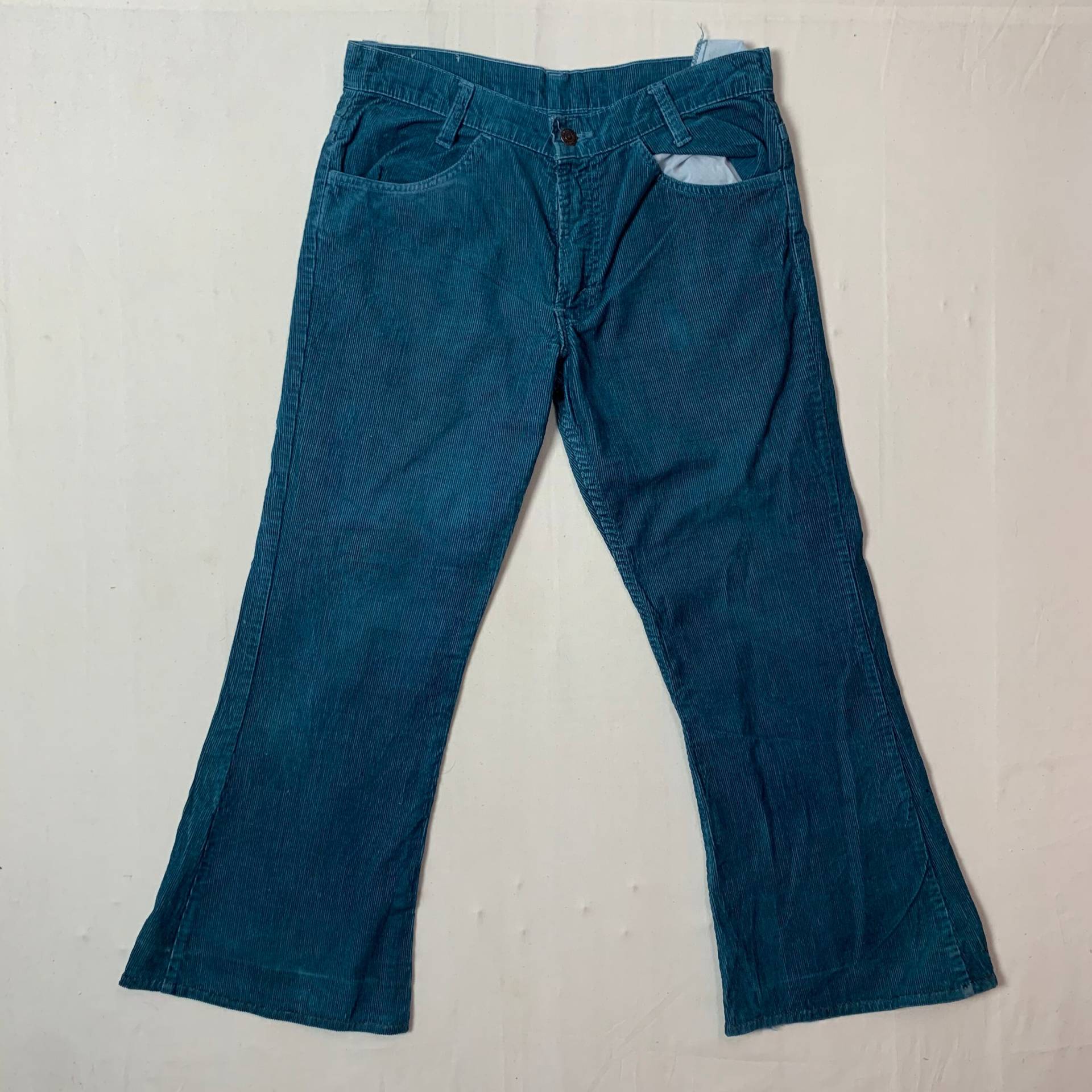 Vintage Levis Weiße Couduroy Hose Freizeithose W31 von TheShahStore