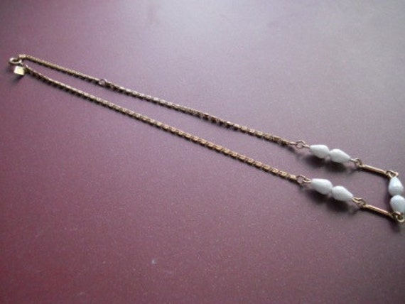 Gold Und Weiße Perle Sarah Coventry Halskette - Vintage Gold Und Weiße Perle Sarah Coventry Halskette - Vintage von TheShakerShack