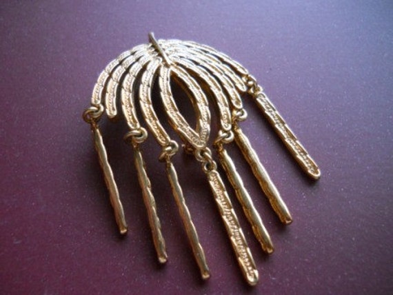 Sarah Coventry Gold Brosche - Vintage Sarah Coventry Gold Brosche - Vintage von TheShakerShack