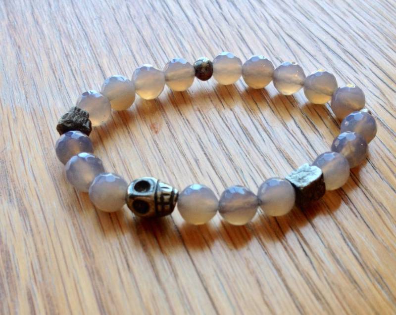 Stretch Armband Halbedelstein Quarz Achat Steinperlen, Pyrit Schädel & Nugget Beadss Boho Funky Bio von TheShinyObject