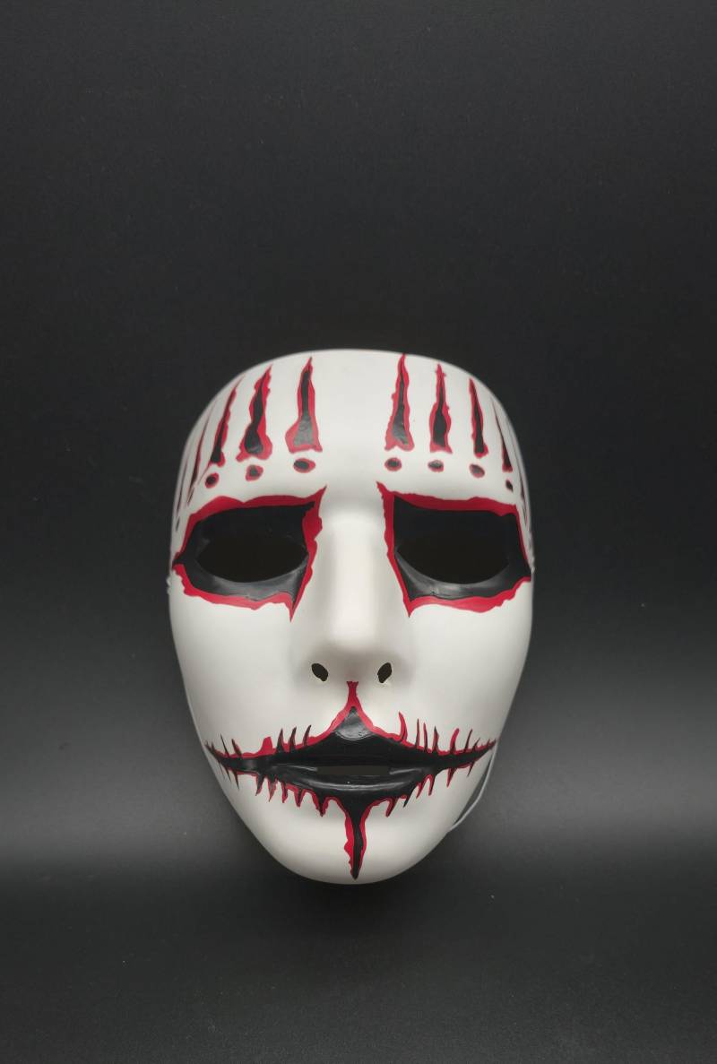 Joey Jordison Left Behind On A 83 Recast von TheSilentFacesStudio