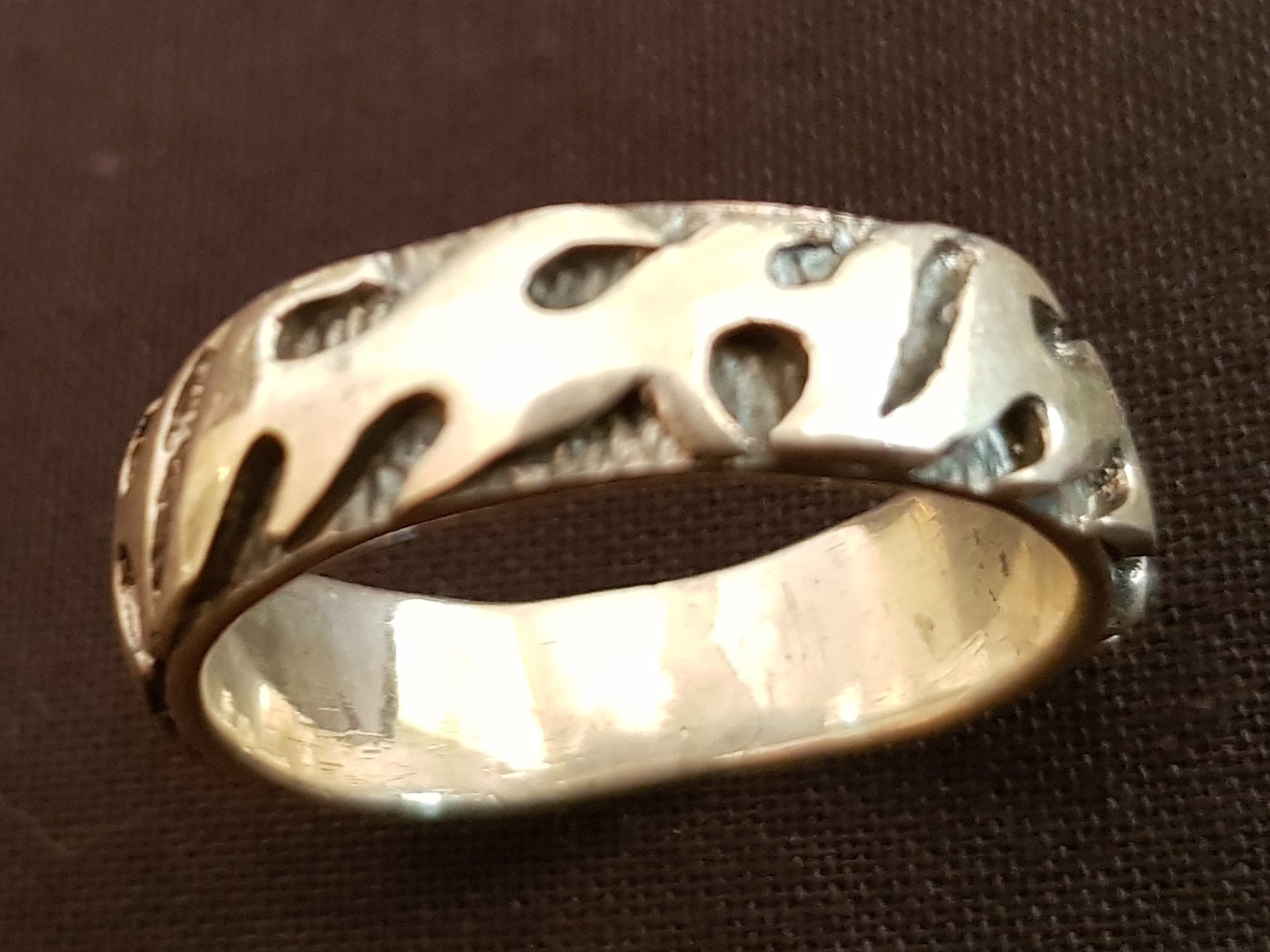 sterling Silber Ring Mit Oxidiertem Wellen Design Aus Sw China sterling Silber Ring Mit Oxidiertem Wellen Design Aus Sw China von TheSilkCaravan