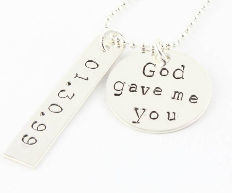 Gott Gab Mir Sie Halskette - Muttertagsgeschenk Für Mama Personalisierte Hochzeit Mit Datum Benutzerdefinierte Mutter von TheSilverDiva