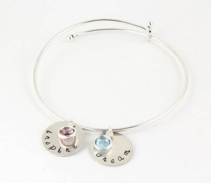Personalisierte Verstellbare Silber Armreif - Sterling Birthstone Discs Benutzerdefinierte Hand Gestempelt Weihnachtsgeschenk Bettelarmband von TheSilverDiva