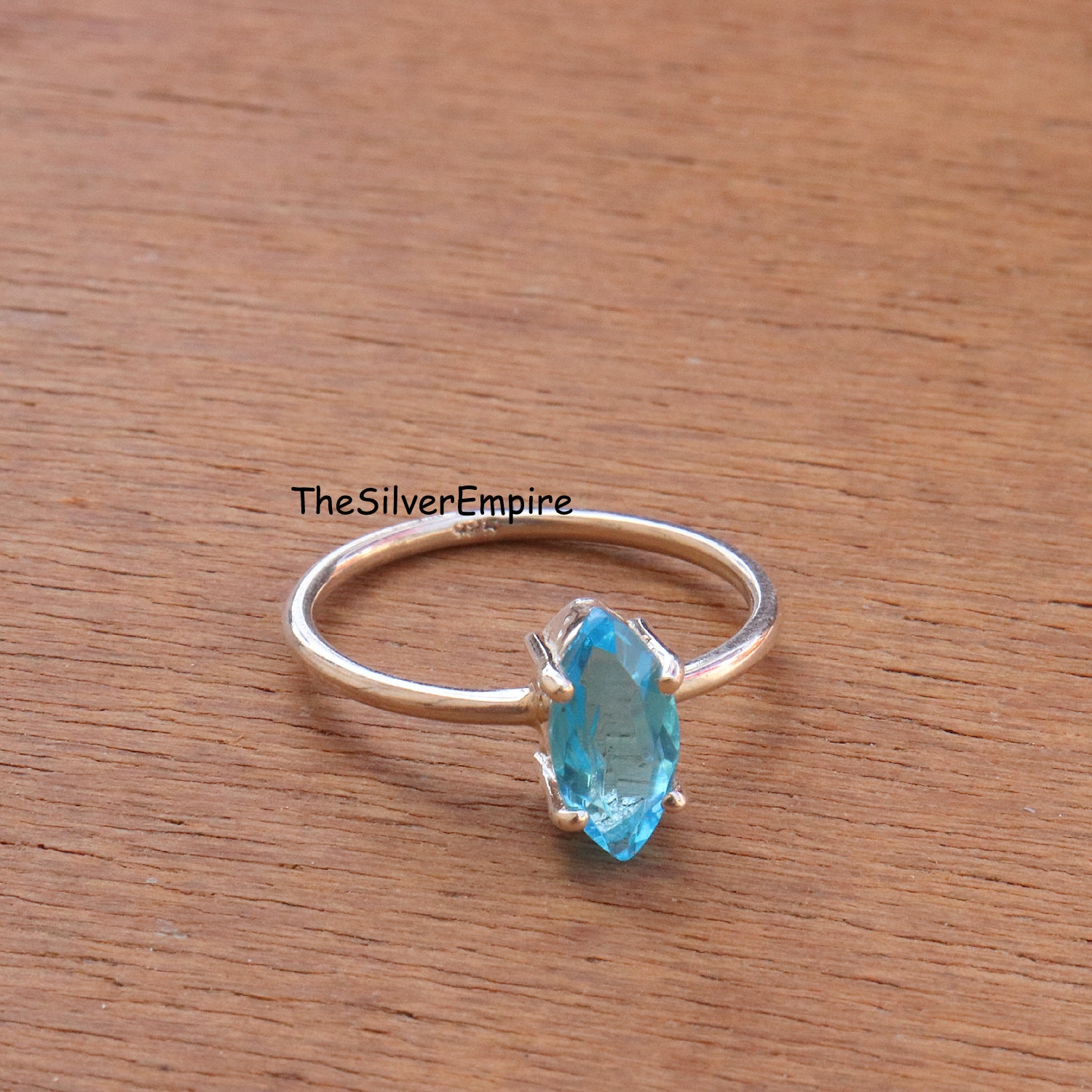 Natürlicher Blautopas-Ring - Ring Aus 925Er Sterlingsilber Handgefertigt November-Geburtsstein Blautopas-Schmuck Für Frauen Geschenke Sie von TheSilverEmpire