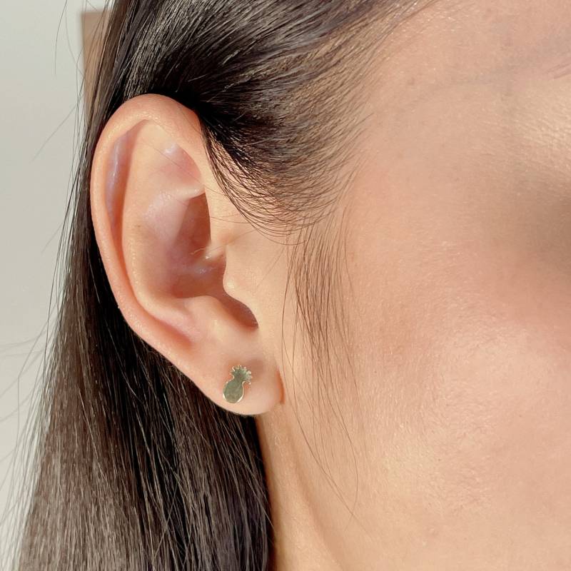 Gold Ananas Ohrstecker | Winzige Sterling Silber Ohrringe Boho Schmuck Ohrschmuck Lustiger E415 von TheSilverGame