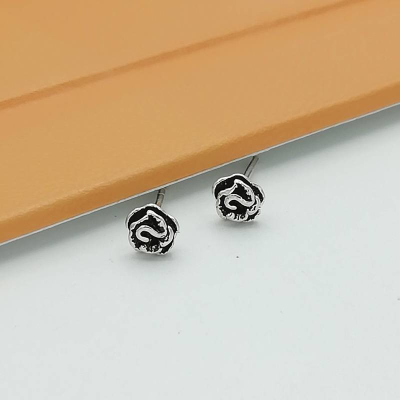 Rosen Ohrstecker Aus Sterling Silber | Winziger Blumenstecker Zarte Nieten Blumen Ohrringe Silberschmuck Kleine E33 von TheSilverGame