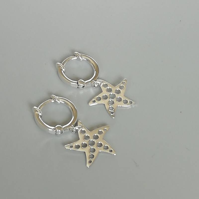 Silber Creolen Stern Fisch Charme | Seestern Silberschmuck Boho Silberohrringe Ozean-Liebhaber Geschenk E297 von TheSilverGame