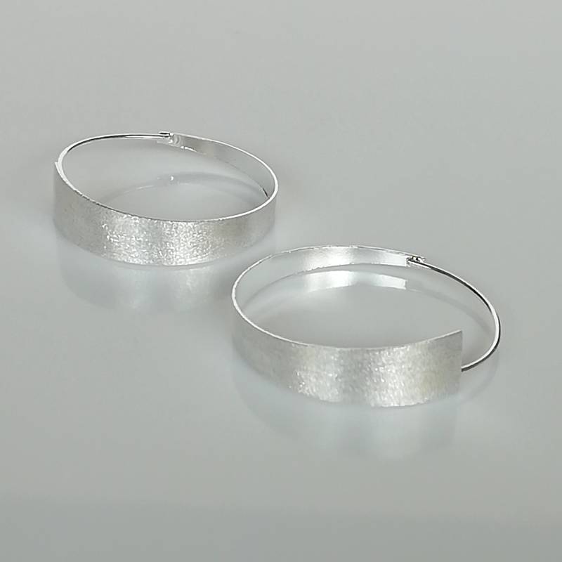 Spiral Silber Creolen | Moderne Ohrhaken Boho Silberschmuck Silberohrringe E102 von TheSilverGame