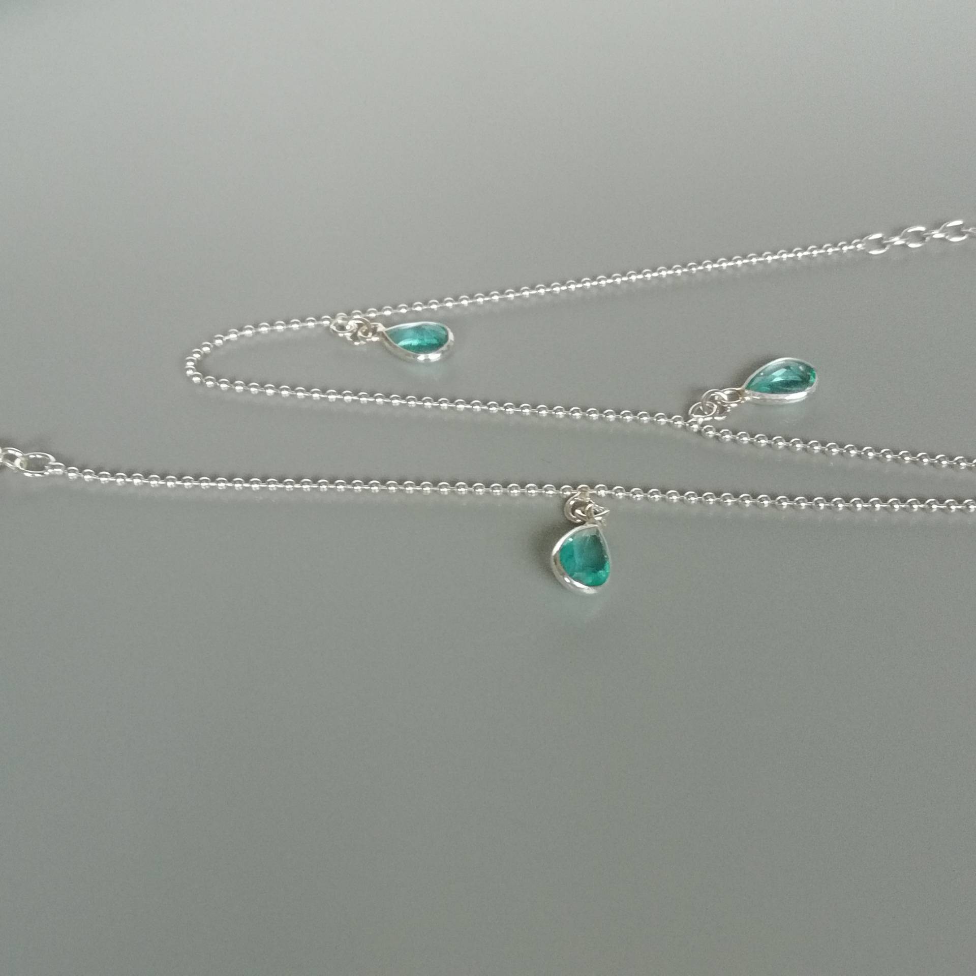sterling Silber Fußkettchen Mit Blau Kristall Teardrop Anhänger | Cz Fußkette A114Bu von TheSilverGame