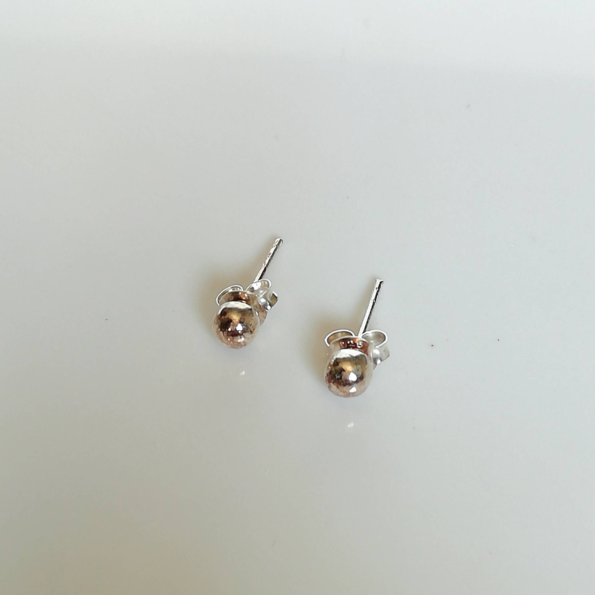 sterling Silber Kugel Ohrstecker | 4 Mm Punkt Ohrringe Kleines Mädchen Silberschmuck E87 von TheSilverGame