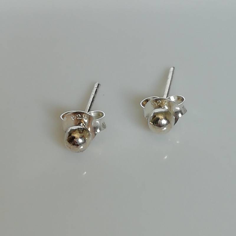 sterling Silber Kugel Ohrstecker | 5 Mm Punkt Ohrringe Kleines Mädchen Silberschmuck E88 von TheSilverGame