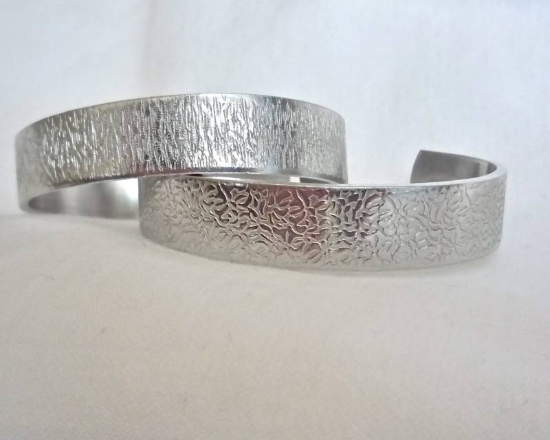 Personalisierte Benutzerdefinierte Nachricht Armband-Design Ihr Eigenes Armband-Brautjungfer-Mutter-Braut-Bräutigam-Von Thesilverswings von TheSilverSwing