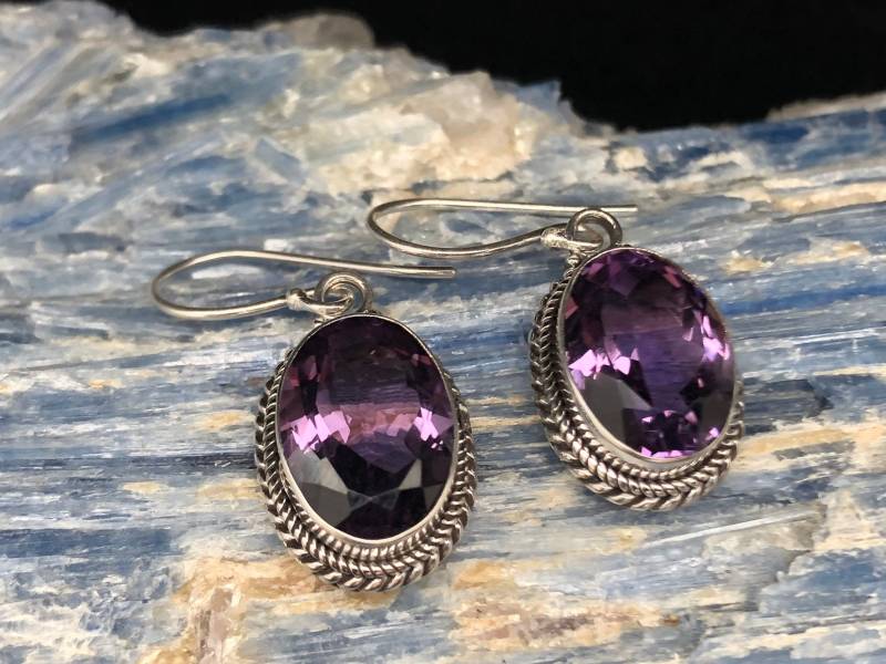 Oval Amethyst Ohrringe Oxidiertes Sterling Silber Seil Fassung von TheSilverWorkshop