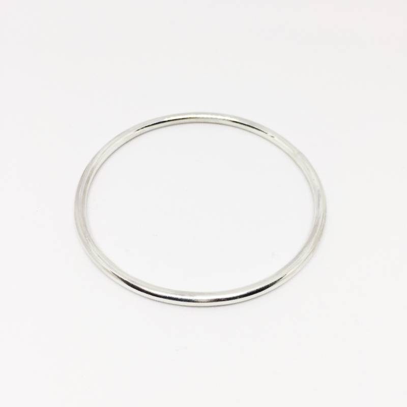 Sterling Silber Geschlossener Armreif - Massiver Stacking Runder Silberdraht Sterling Silber Geschlossener Armreif - Massiver Stacking Runder Silberdraht von TheSilversmithNZ