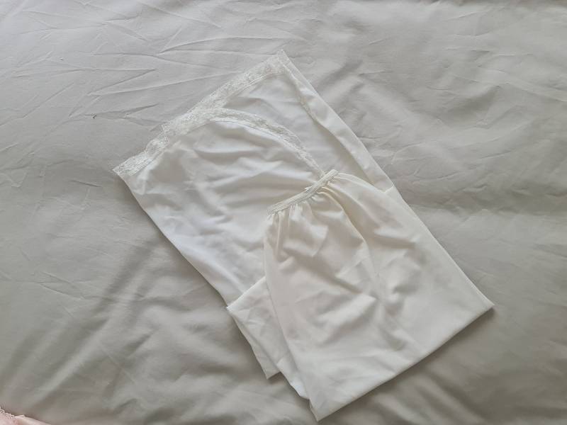 Half Slip Petticoat Aus Den 1960Er Jahren | Größe S 8-10 Aus/Uk & 4-5/Us von TheSlipDrawer