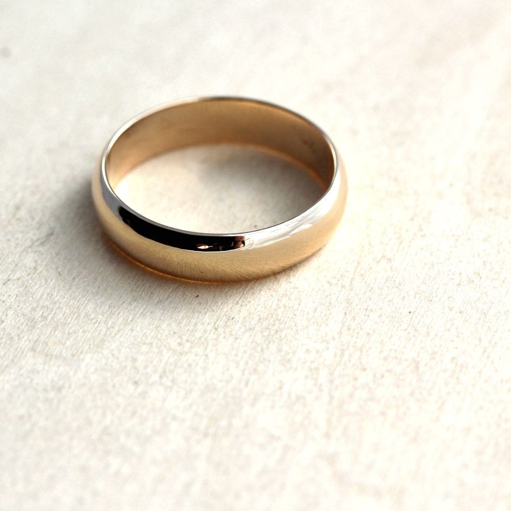 Herren Ehering, 5mm Halbe Runde 10K Recycelt Gelbgold Ehering Gold Ring - Gefertigt in Ihrer Größe von TheSlyFox