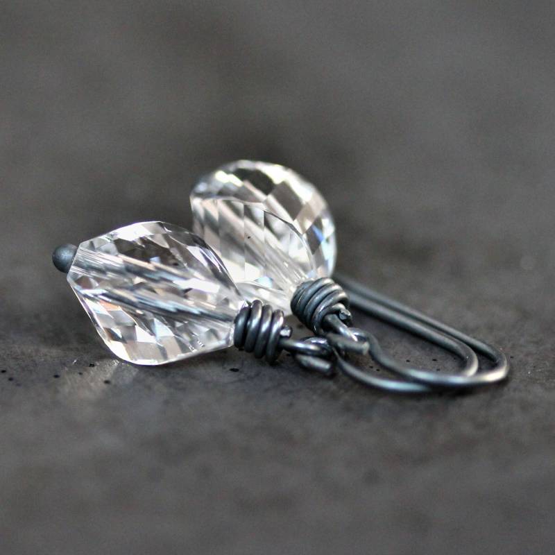 Oxidierte Sterlingsilber Quarz Ohrringe Handgemachte Kristall Tropfen von TheSlyFox