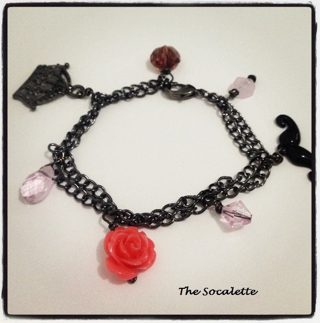 Schöne Dark Royal Bettelarmband Mit Kristall & Glasperlen Handgefertigt Schöne Dark Royal Bettelarmband Mit Kristall & Glasperlen Handgefertigt von TheSocalette