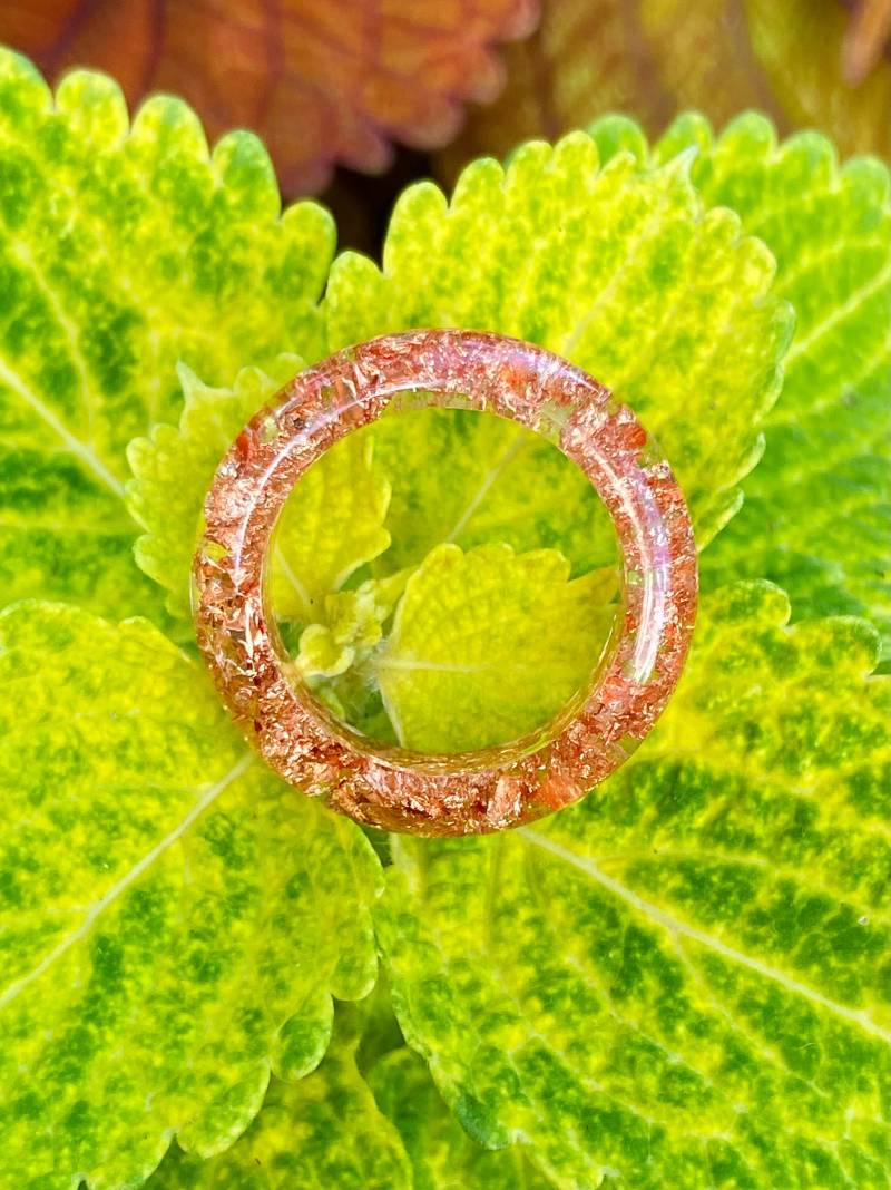 Echte Kupferflocken Resin Ring Größe 7, 5 von TheSoulStoneSource