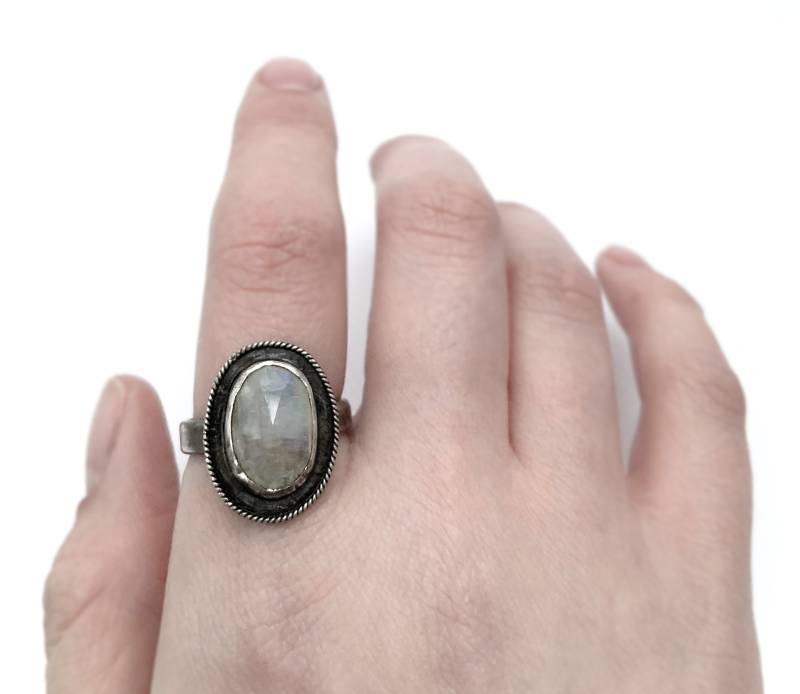 Mondstein-Ring Mondstein-Ring von TheSpeckledLoon