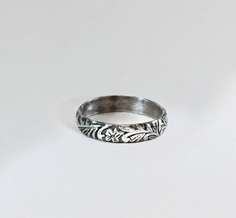 sterling Silber Floralen Band sterling Silber Floralen Band von TheSpeckledLoon