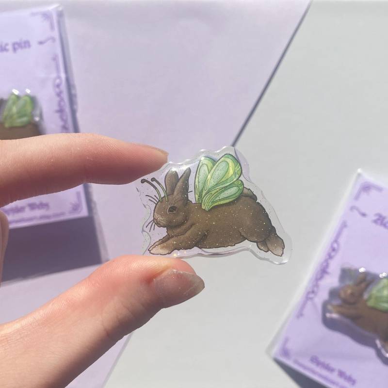 Glitter Epoxy Fantasy Fee Flügel Häschen Mini Pin - Glitzer Acryl Verzauberten Tier Süßer Für Taschen & Jacken von TheSpiderWebzArt