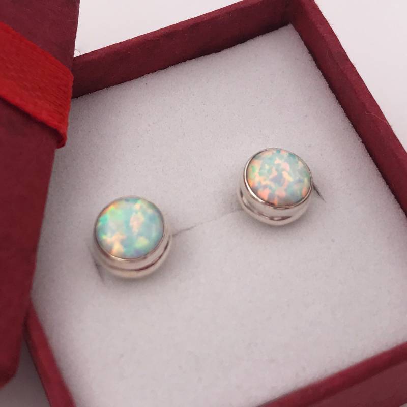 sterling Silber Feueropal Ohrstecker Oktober Geburtsstein, Lünette, Mehrere Größen sterling Silber Feueropal Ohrstecker Oktober Geburtsstein, Lünette, Mehrere Größen von TheSterlingMuse
