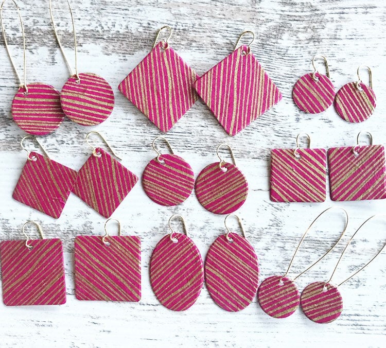 Rosa Und Gold Gestreifte Ohrringe Rosa Und Gold Gestreifte Ohrringe von TheSweetLemonProject