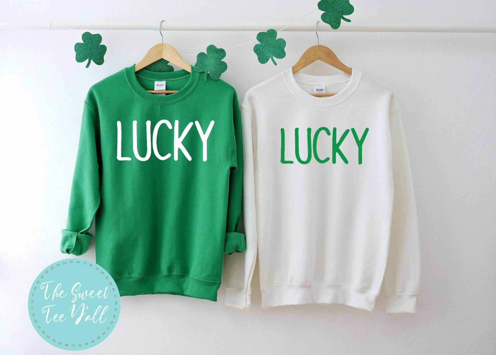 Distressed Lucky Sweatshirt - Shamrock Damen St Patty Es Patrick Day St Distressed Lucky Sweatshirt - Shamrock Damen St Patty Es Patrick Day St von TheSweetTeeYall
