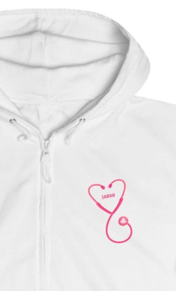 Personalisiebare Jacke Heilschwester - Arbeitskleidung Geschenk Wachschwester Und Pflegekräfte von TheTangerineTale