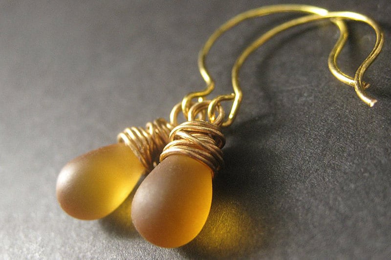 14K Gold Ohrringe - Wire Wrapped Gefrostete Honigglas Teardrop Ohrringe. Handmade Schmuck von TheTeardropShop