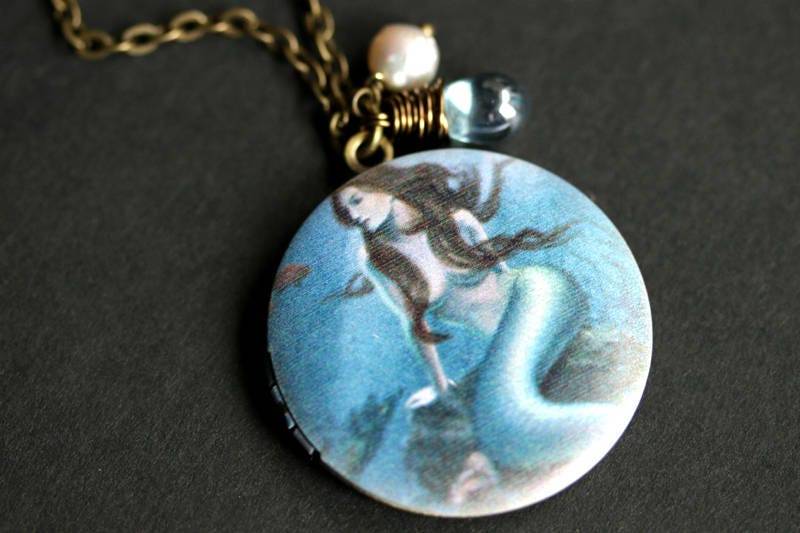 Blaue Meerjungfrau Locket Halskette. Halskette Mit Blauer Träne Und Süßwasser Perle. Bronze-Medaillon. Foto-Medaillon. Schmuck von TheTeardropShop