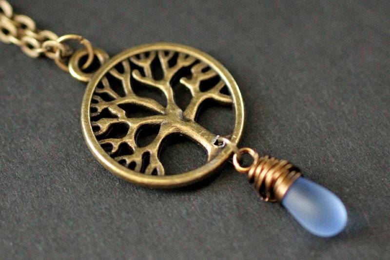 Bronze Baum Des Lebens Halskette. Wire Wrapped Clouded Blau Teardrop Handmade Schmuck von TheTeardropShop