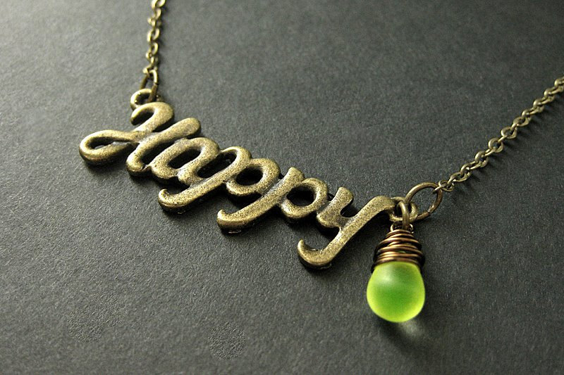 Fröhliche Halskette. Fröhlich Anhänger Mit Wire Wrapped Glass Teardrop. Charm Bronze Kette. Handmade Schmuck von TheTeardropShop