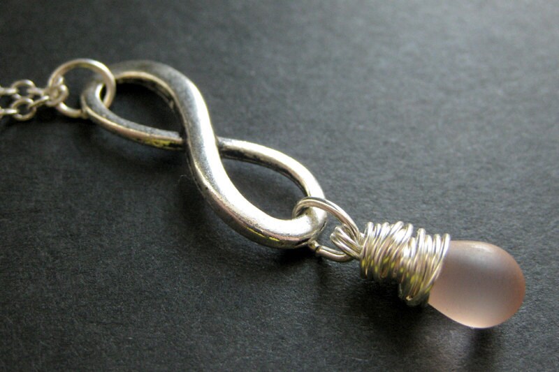 Gefrostete Rosa Teardrop Halskette. Silber Infinity Anhänger Draht Gewickelt Handmade Schmuck von TheTeardropShop