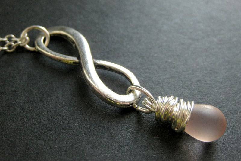 Gefrostete Rosa Teardrop Halskette. Silber Infinity Anhänger Draht Gewickelt Handmade Schmuck von TheTeardropShop