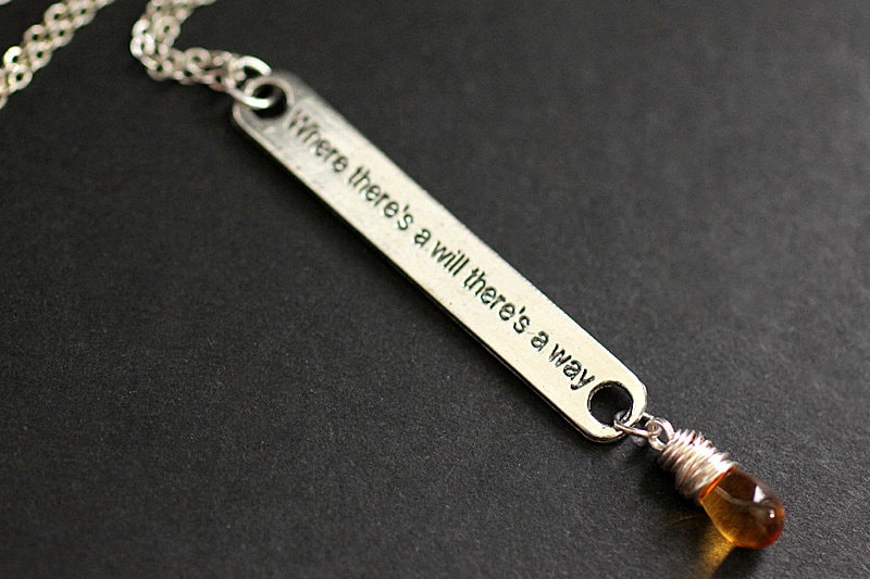 Honig Teardrop Halskette. "Wo Ein Wille Ist, Ist Auch Weg Möglich" Zitat Halskette in Silber. Handmade Schmuck von TheTeardropShop