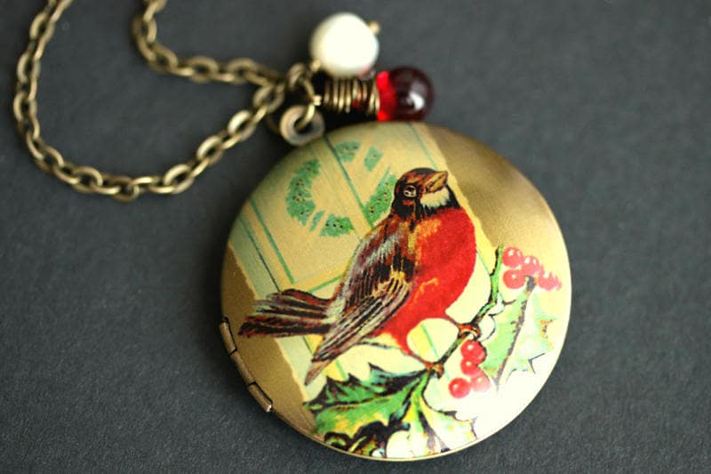 Rotkehlchen Locket Halskette. Halskette Mit Roter Träne Und Süßwasserperlenanhänger. Bronze-Medaillon. Handmade Schmuck von TheTeardropShop