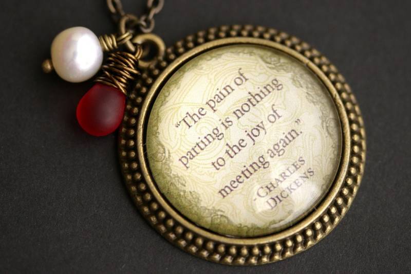 Schmerz Des Abschieds Halskette. Charles Dickens Zitat Halskette Mit Glastropfen Und Süßwasserperle. Dickens-Halskette. Handmade Schmuck von TheTeardropShop