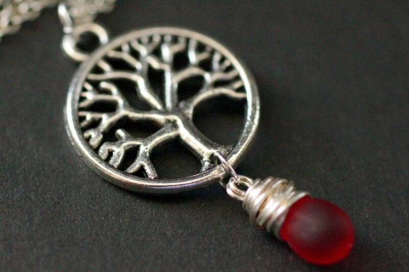 Silberne Baum Des Lebens Halskette. Draht Gewickelt Rote Träne Tropfen Handmade Schmuck von TheTeardropShop