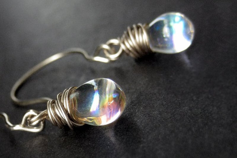 Sterling Silber Wire Wrapped Ohrringe - Irisierende Klare Teardrop Sterling Ohrringe. Handmade Schmuck von TheTeardropShop