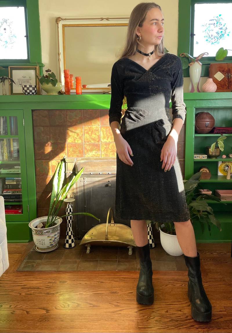 50Er Jahre Grace Da Pozzo Lamé Schwarz Und Gold Drapiertes Kleid Gr. Xs Small von TheThrillVintage