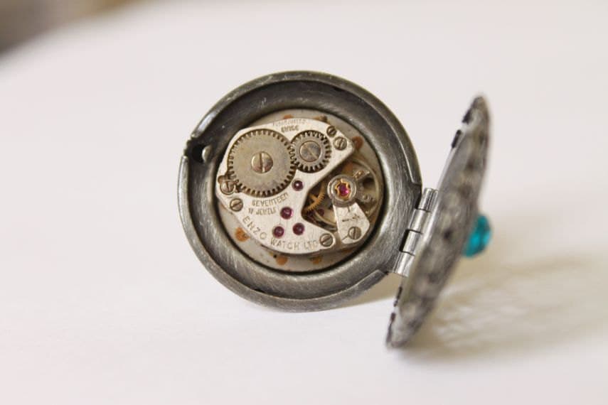 Einstellbare Uhr Mechanismus Medaillon Filigransteampunk Ring Einstellbare Uhr Mechanismus Medaillon Filigransteampunk Ring von TheTinmansCellar