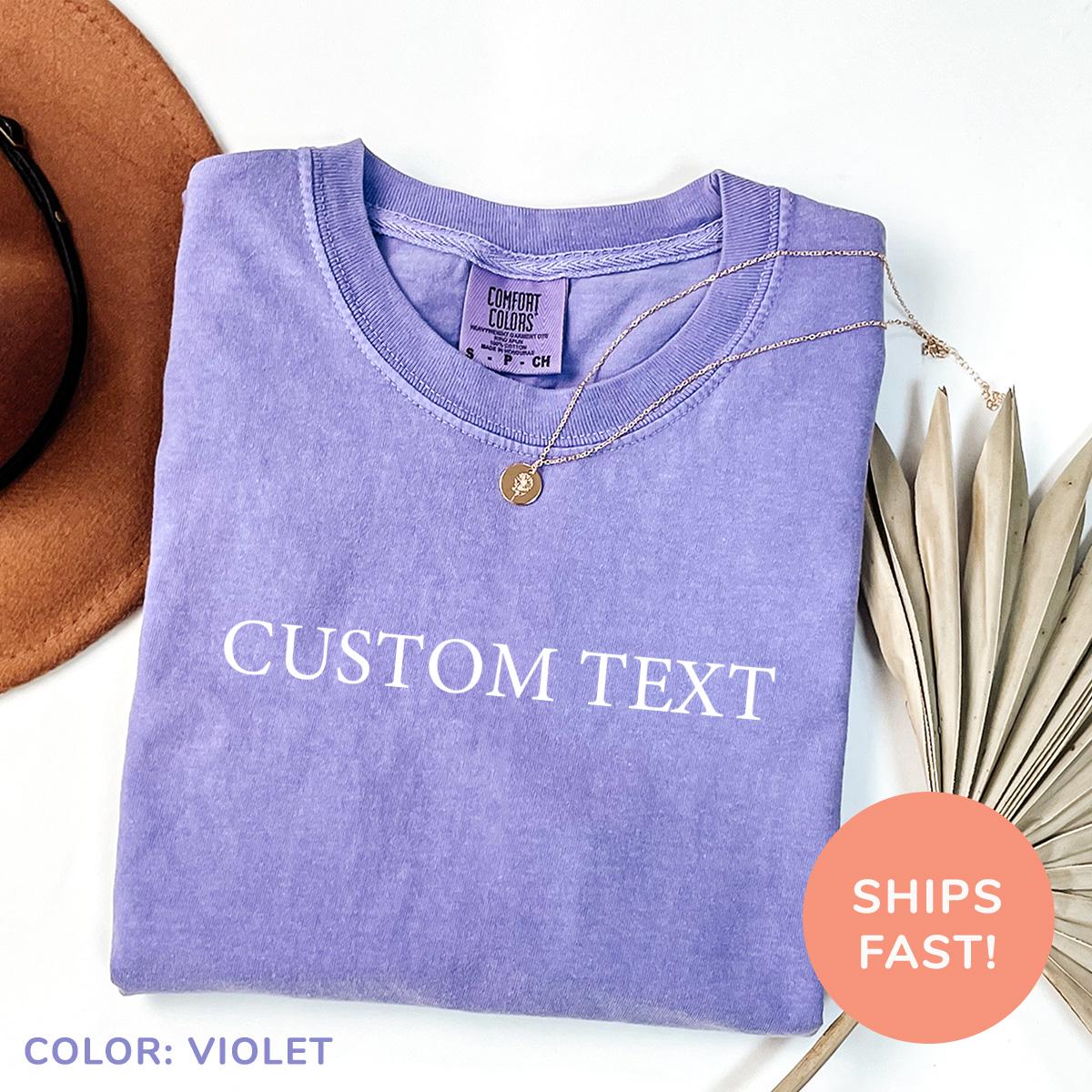Comfort Colors® Benutzerdefinierter Text Shirt Personalisierter Komfort Colors Name Benutzerdefiniertes Für Frauen Geschenk Mama von TheTinyThreadsCo